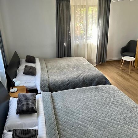 Pensiunea Casa Eden Mărişel Bagian luar foto