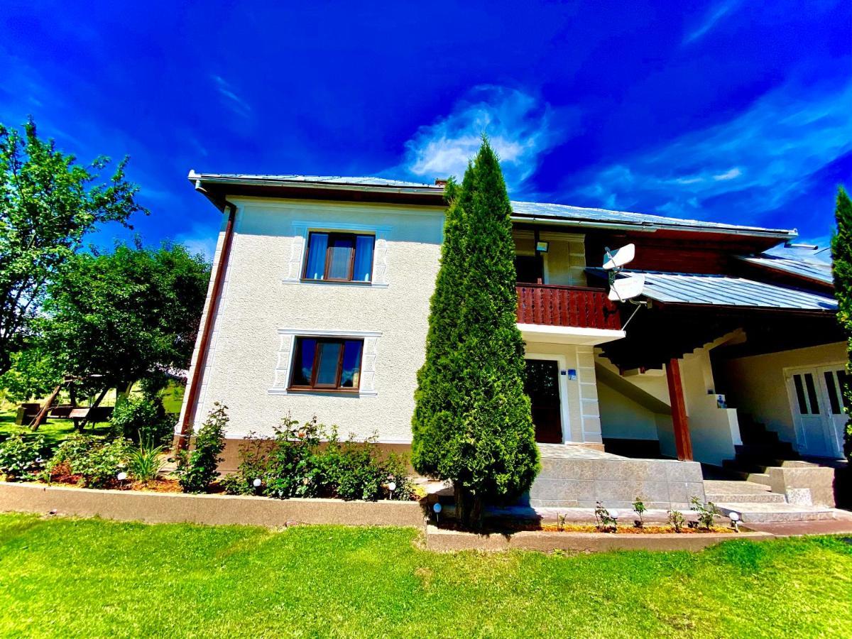 Pensiunea Casa Eden Mărişel Bagian luar foto